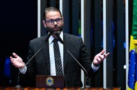 Jorge Seif critica decisão de Moraes de decretar a prisão de Bolsonaro