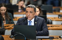 CCJ aprova destruição de bens usados na fabricação clandestina de cigarros