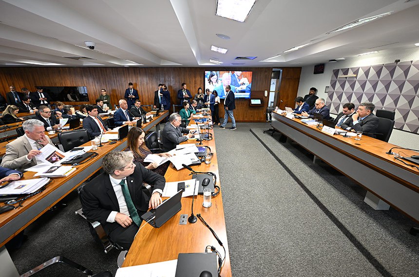 Bancada:
deputado Marcel van Hattem (Novo-RS);
deputada Adriana Ventura (Novo-SP);
senador Izalci Lucas (PL-DF); 
deputada Coronel Fernanda (PL-MT);
senador Rogerio Marinho (PL-RN).