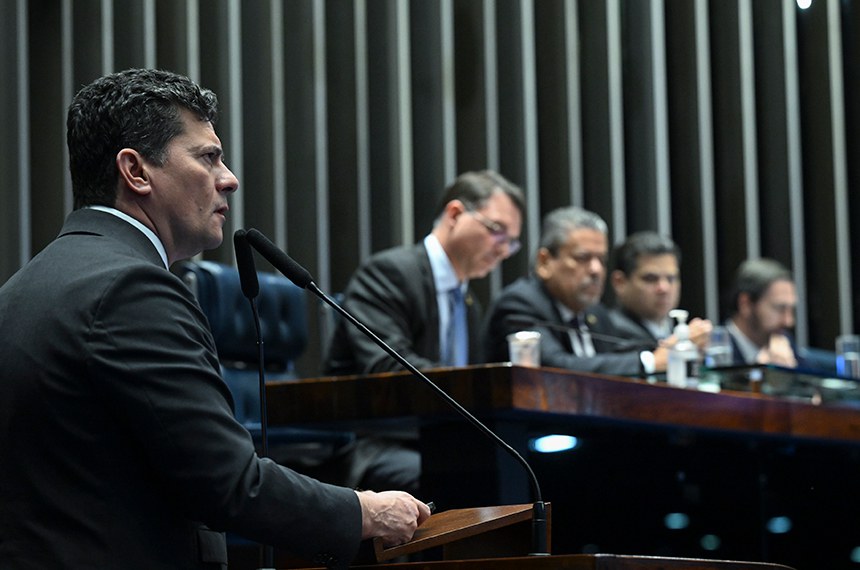 Senador Sergio Moro (União-PR) em discurso à tribuna.