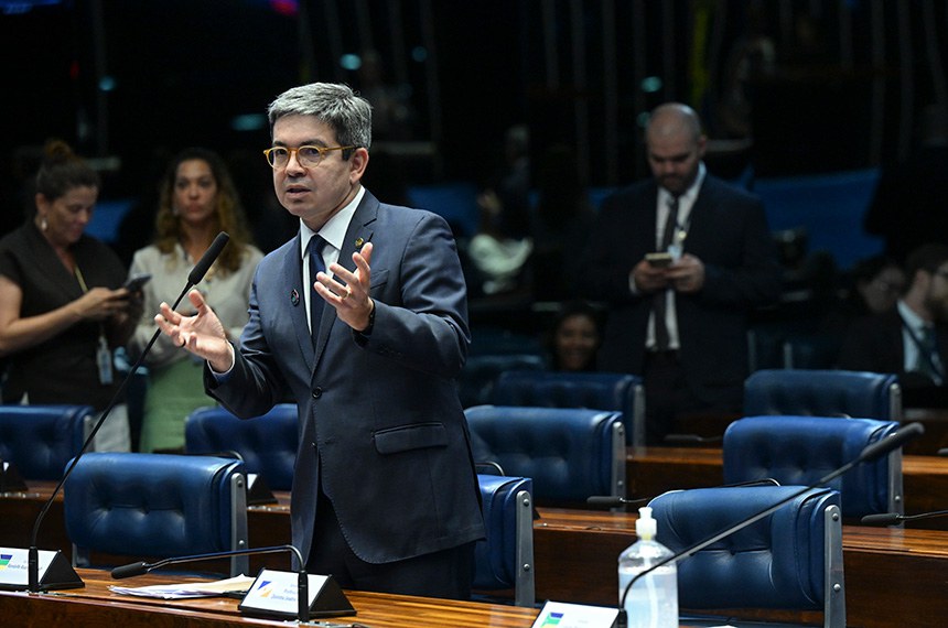 O senador Randolfe Rodrigues relatou o projeto - Foto: Carlos Moura/Agência Senado