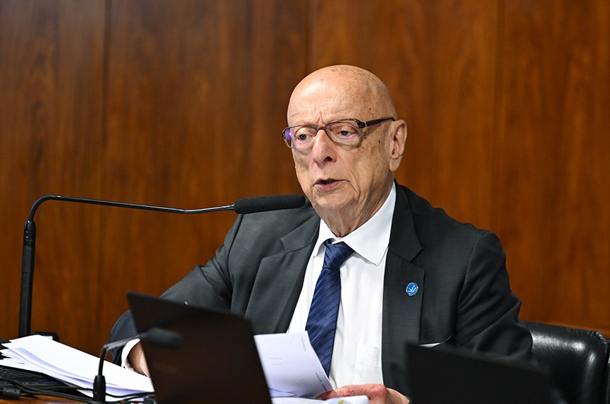 Em pronunciamento, à bancada, relator do PDL 317/2024, senador Esperidião Amin (PP-SC).