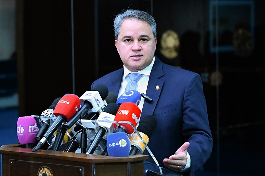 O relatório de Efraim diferenciou empresas em dificuldade financeira das devedoras contumazes - Foto: Jefferson Rudy/Agência Senado