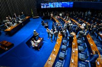 Aprovadas doações do Exército para Uruguai e Paraguai