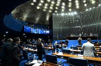 Plenário adia votação de projetos sobre criação de fundos da Justiça