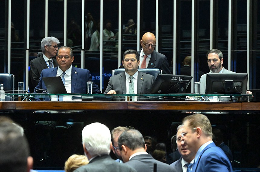 Mesa:
senador Eduardo Gomes (PL-TO); 
presidente do Senado Federal, senador Davi Alcolumbre (União-AP); 
secretário-geral da Mesa do Senado Federal, Danilo Augusto Barboza de Aguiar.