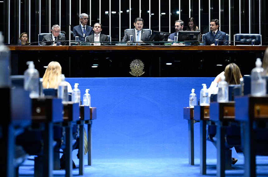 Mesa: 
senador Izalci Lucas (PL-DF);
presidente da Câmara dos Deputados, deputado Hugo Motta (Republicanos-PB);
presidente do Senado Federal, senador Davi Alcolumbre (União-AP); 
secretário-geral da Mesa do Senado Federal, Danilo Augusto Barboza de Aguiar;
autor da PEC 169/2019, deputado Capitão Alberto Neto (PL-AM).