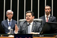 Davi encerra ano legislativo destacando união do Congresso e desafios do país