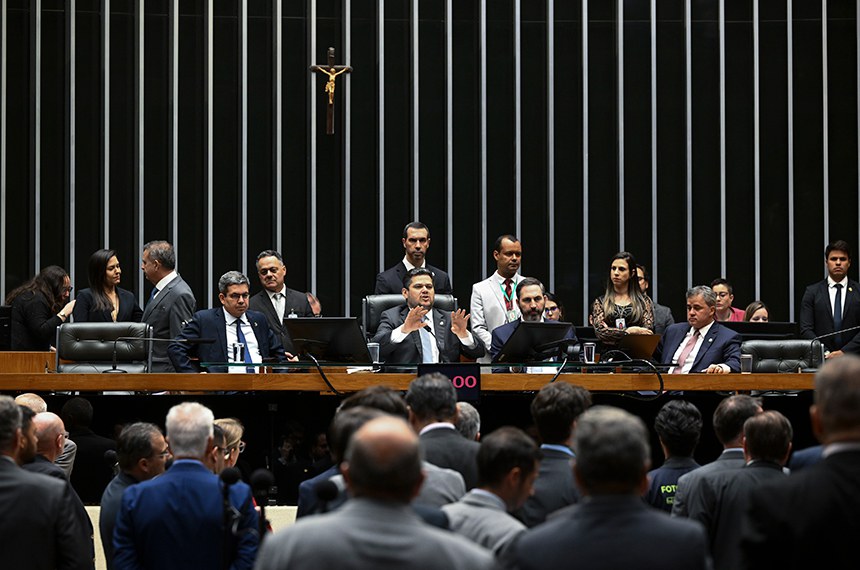 Mesa: 
líder do governo no Congresso Nacional, senador Randolfe Rodrigues (PT-AP);
presidente do Senado Federal, senador Davi Alcolumbre (União-AP); 
secretário-geral da Mesa do Senado Federal, Danilo Augusto Barboza de Aguiar;
senador Efraim Filho (União-PB).