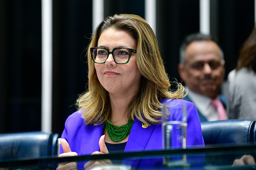 Mesa:
requerente desta sessão, senadora Leila Barros (PDT-DF).