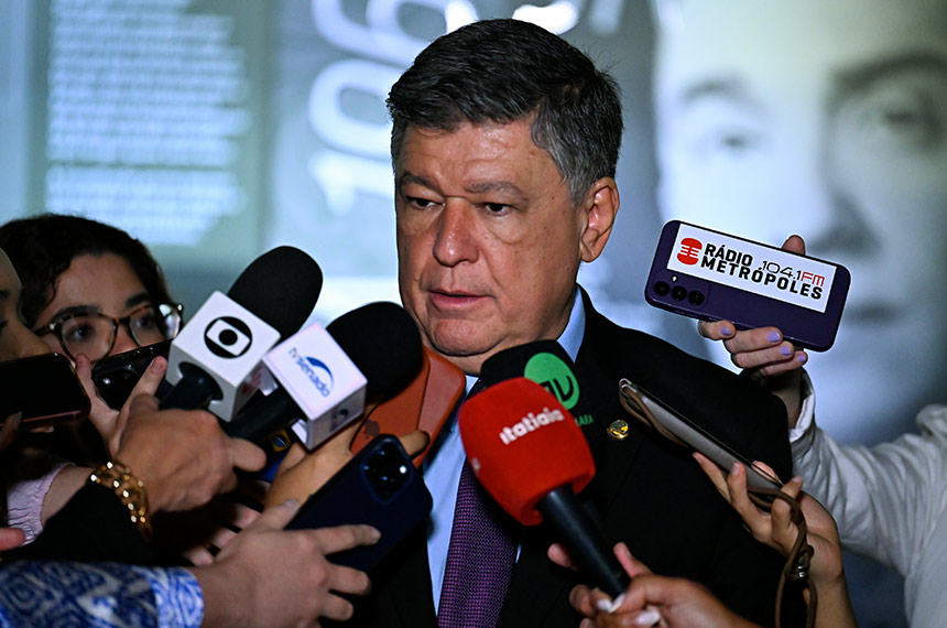 Carlos Viana pede prorrogação da CPMI do INSS — Senado Notícias Carlos Viana pede prorrogação da CPMI do INSS — Senado Notícias