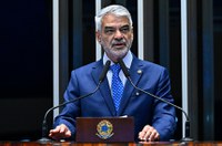 Humberto Costa defende realizações do governo Lula em 2025