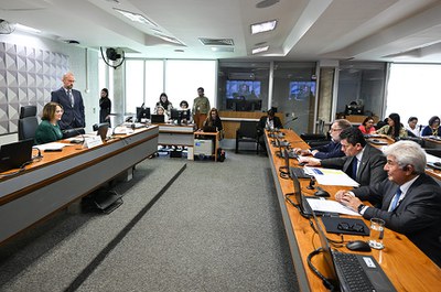 Bancada:
senador Flávio Arns (PSB-PR); 
senador Sergio Moro (União-PR); 
senador Astronauta Marcos Pontes (PL-SP).