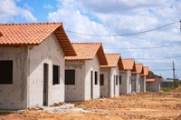 Vítimas expulsas por facções podem ter prioridade em políticas públicas