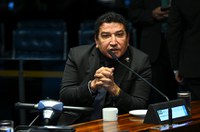 Magno Malta pede investigação de juízes que inocentaram acusado de estupro