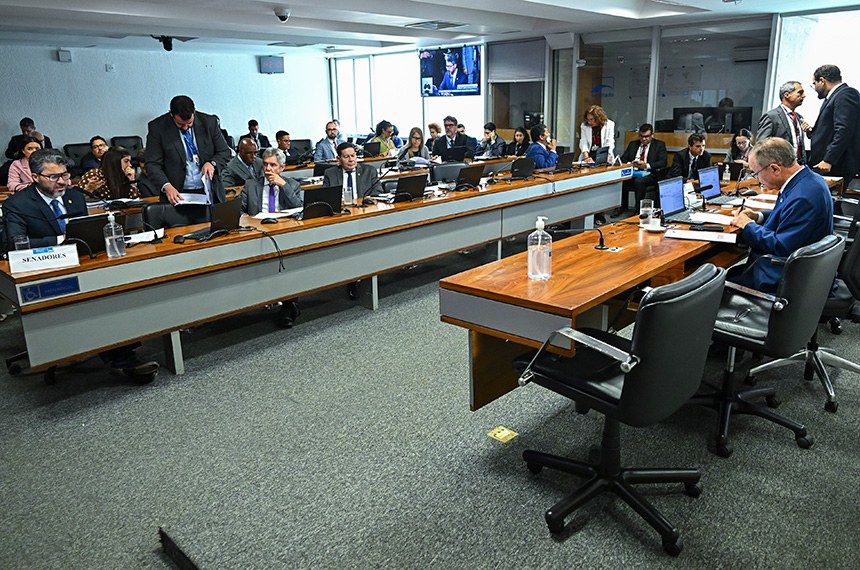 Bancada: 
relator do PL 977/2025 , senador Marcos Rogério (PL-RO) - em pronunciamento; 
senador Jaime Bagattoli (PL-RO); 
senador Hamilton Mourão (Republicanos-RS); 
senador Beto Faro (PT-PA).