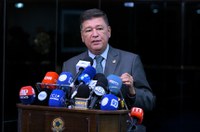 'Cumpri o regimento', diz Carlos Viana, presidente da CPMI do INSS