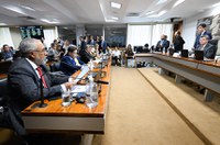 Vai à CCJ projeto de passe livre interestadual para pacientes com câncer