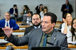 Bancada:
senador Styvenson Valentim (PSDB-RN) - em pronunciamento.