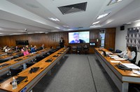 Carteira de identificação da pessoa com deficiência vai à CCJ