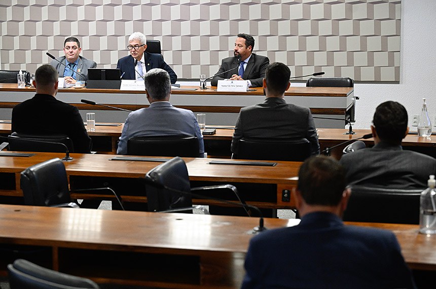 Mesa: 
gestor de Frotas do Comitê de Gestores de Frotas (SP), Gleyson Oliveira Viri;
presidente eventual da CE, senador Astronauta Marcos Pontes (PL-SP);
advogado da Confederação Nacional dos Trabalhadores em Transportes Terrestres (CNTTT), Samuel da Silva Antunes.