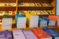 Livraria do Senado bate recorde de vendas em festival literário de Joinville