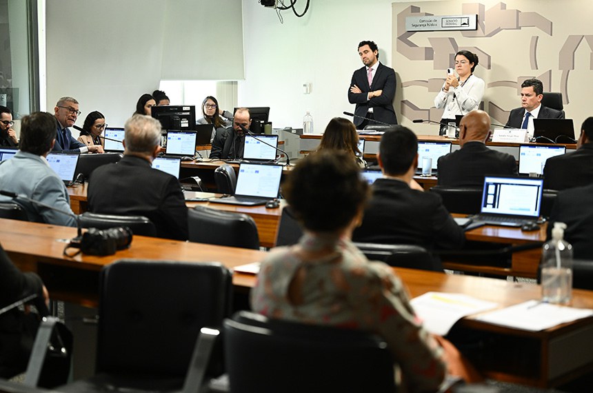 Bancada:
senador Hamilton Mourão (Republicanos-RS); senador Esperidião Amin (PP-SC); 
senadora Professora Dorinha Seabra (União-TO); 
senador Fabiano Contarato (PT-ES), em pronunciamento.