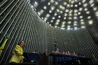Senadora Damares Alves (Republicanos-DF) em discurso à tribuna.