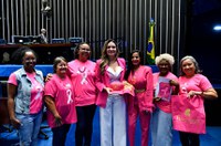 Sessão especial marca participação do Senado na Campanha Outubro Rosa