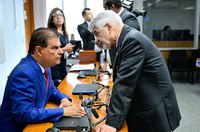 Senadores reagem a tarifaço dos Estados Unidos contra o Brasil