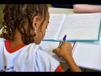 Decisão do CNE que prorroga ensino remoto nas escolas até final de 2021 repercute no Senado
