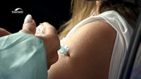 Especialistas defendem terceira dose da vacina para prevenção de novo surto da covid-19