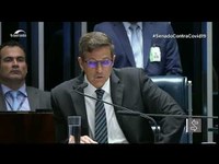 Roberto Campos é homenageado em sessão do Congresso