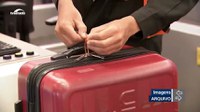 Senado vai votar MP que determina retorno do despacho gratuito de bagagem