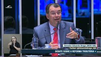 Relator diz a governadores que reforma tributária vai além dos mandatos