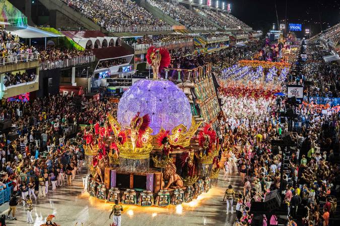 Desfile da Viradouro no Carnaval 2020.
