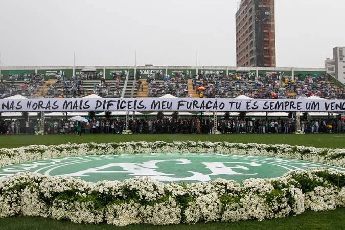 Chapecó - SC -Presidente Michel Temer durante 
Cerimônia em Homenagem às Vítimas do Acidente com Avião  da Chapecoense ( Beto Barata/PR)