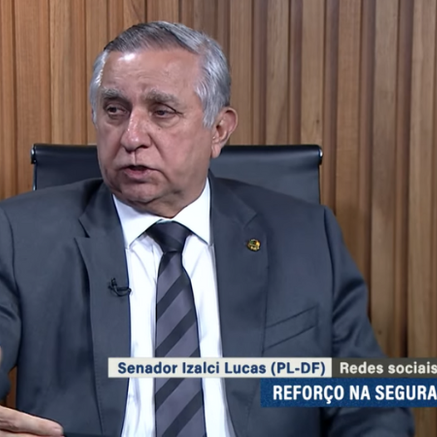 Izalci Lucas comenta projeto que amplia cargos das forças de segurança do DF