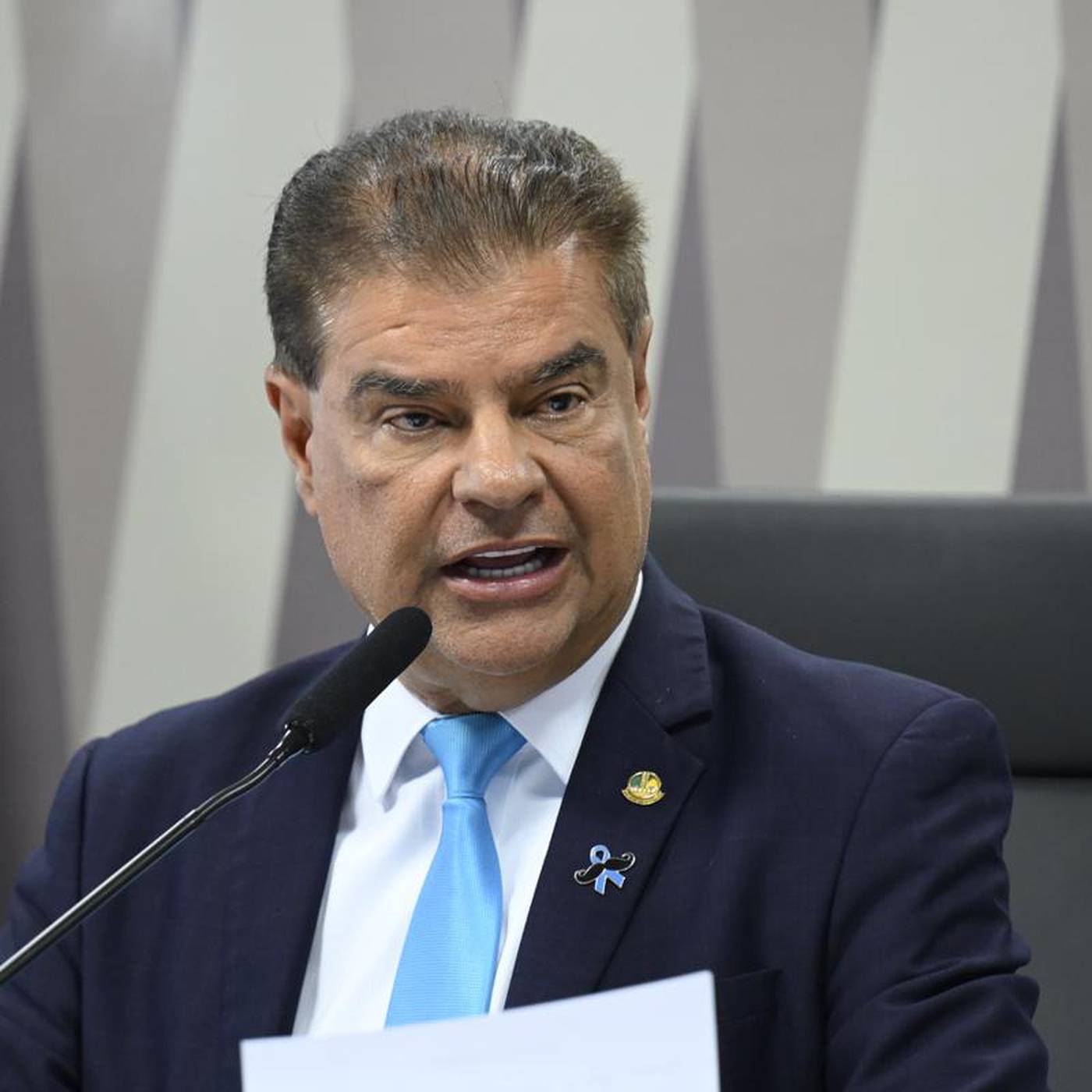 Comissão do Senado vota relatório sobre crise comercial com os Estados Unidos