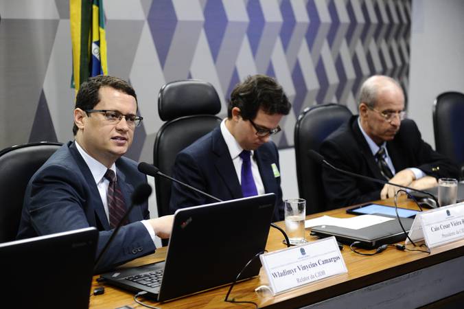 Comissão de Juristas responsável pela elaboração de anteprojeto de Lei Geral do Desporto Brasileiro (CJDB) 


Foto: Marcos Oliveira/Agência Senado