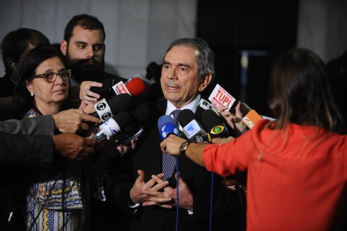 Senador Raimundo Lira (PMDB-PB) concede entrevista. 

Foto: Moreira Mariz/Agência Senado