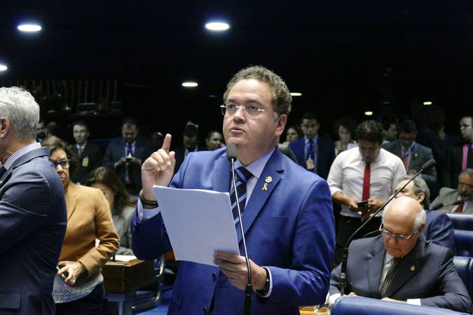 Plenário do Senado Federal durante sessão deliberativa ordinária. 

Em pronunciamento, senador Roberto Rocha (PSB-MA).

Foto: Roque de Sá/Agência Senado