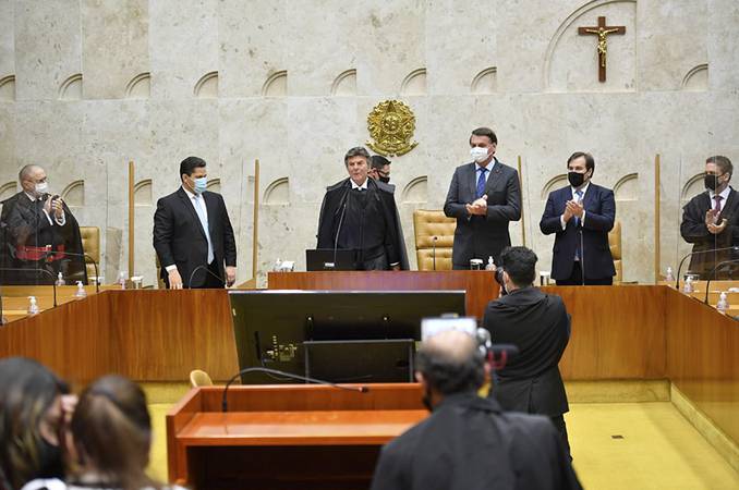 O ministro Luiz Fux assume a Presidência do Supremo Tribunal Federal (STF) após nove anos de atuação na Corte.

Foto: Marcos Brandão/Senado Federal