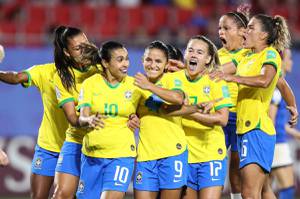 Em fase de renovação, Seleção Brasileira de futebol feminino se despede da  Copa do Mundo de 2023 — Ministério do Esporte