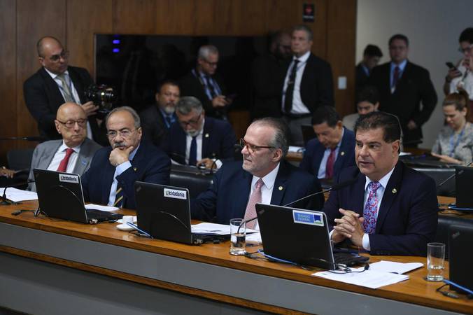 CRE aprova diplomatas indicados para OEA e OMC — Rádio Senado