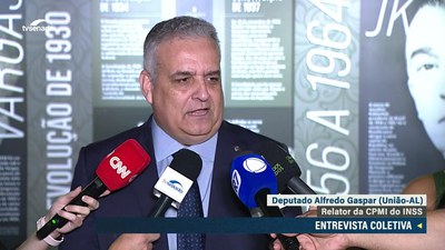 Relator da CPMI fala sobre depoimento de Eric Fidelis e comenta prisão do pai e de outros suspeitos