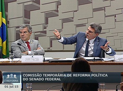 Jucá propõe debate sobre limite de doação a campanhas políticas, entre outros assuntos