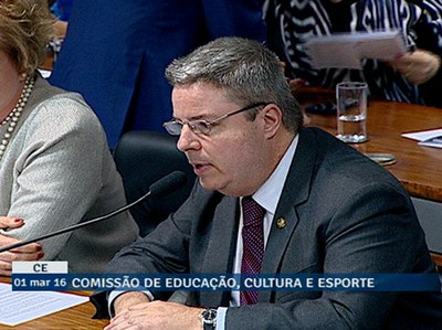 Aprovado projeto que inscreve o nome de Tobias Barreto de Menezes no Livro dos Heróis da Pátria