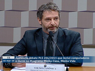 Para governo, livros impressos no Minha Casa Minha Vida reduzirá analfabetismo funcional em adultos