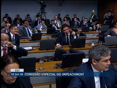 Comissão de Impeachment volta a negar suspeição do relator, Anastasia